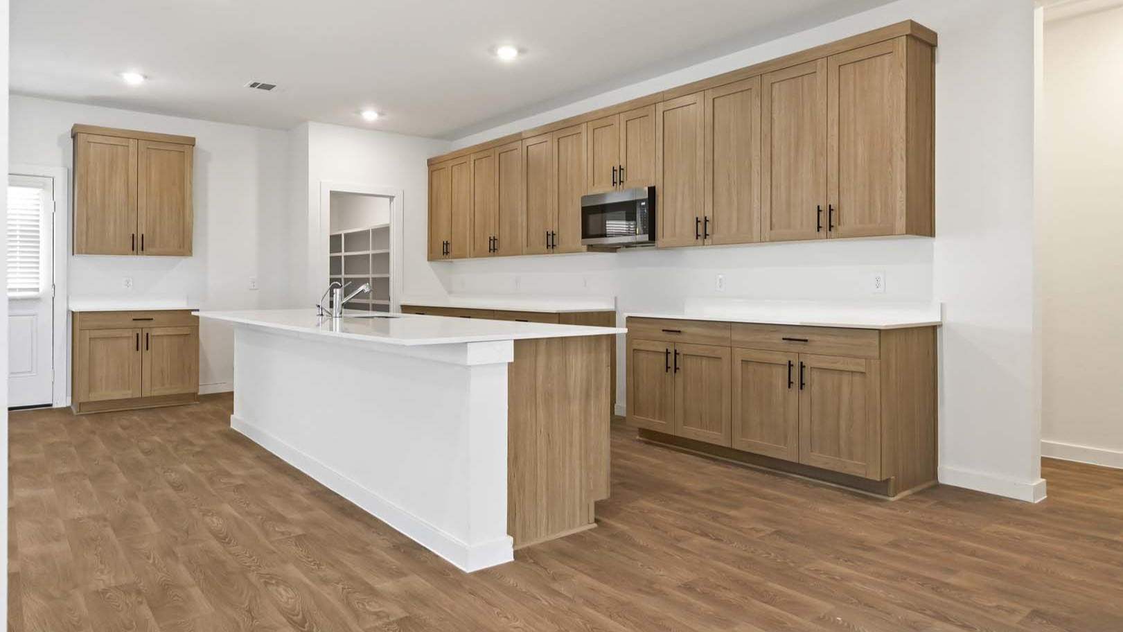 *Images and 3D tour are for illustration only and options may vary from home as built.