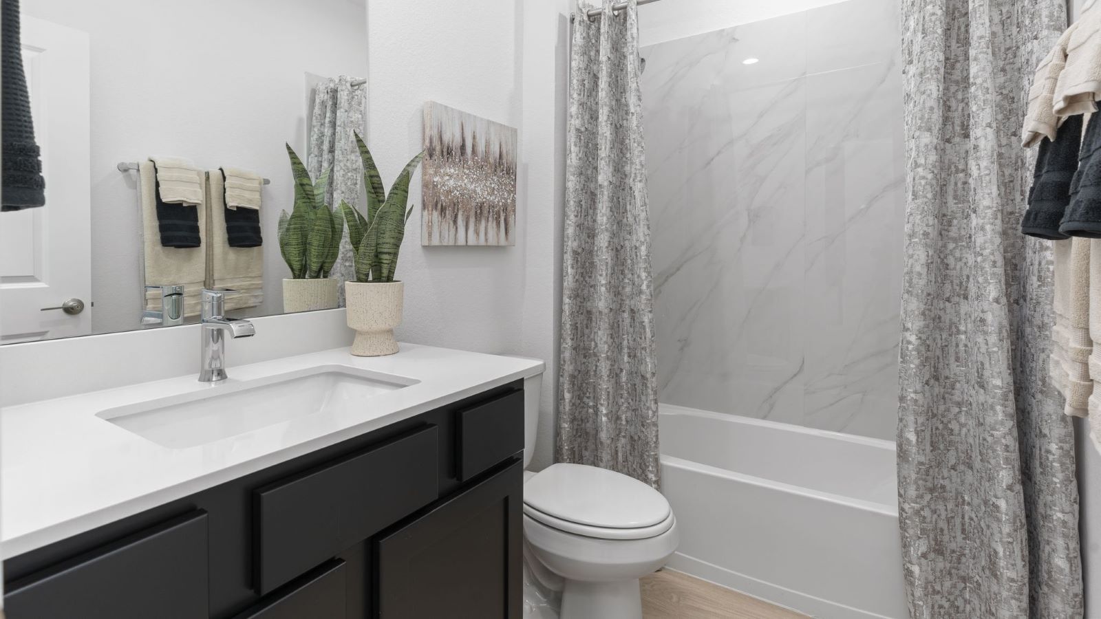 *Images and 3D tour are for illustration only and options may vary from home as built.
