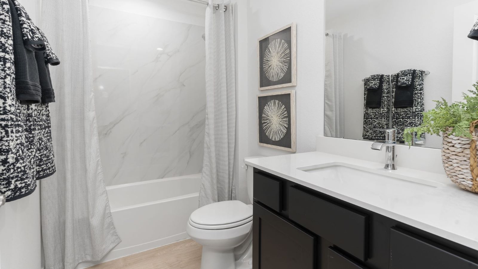 *Images and 3D tour are for illustration only and options may vary from home as built.