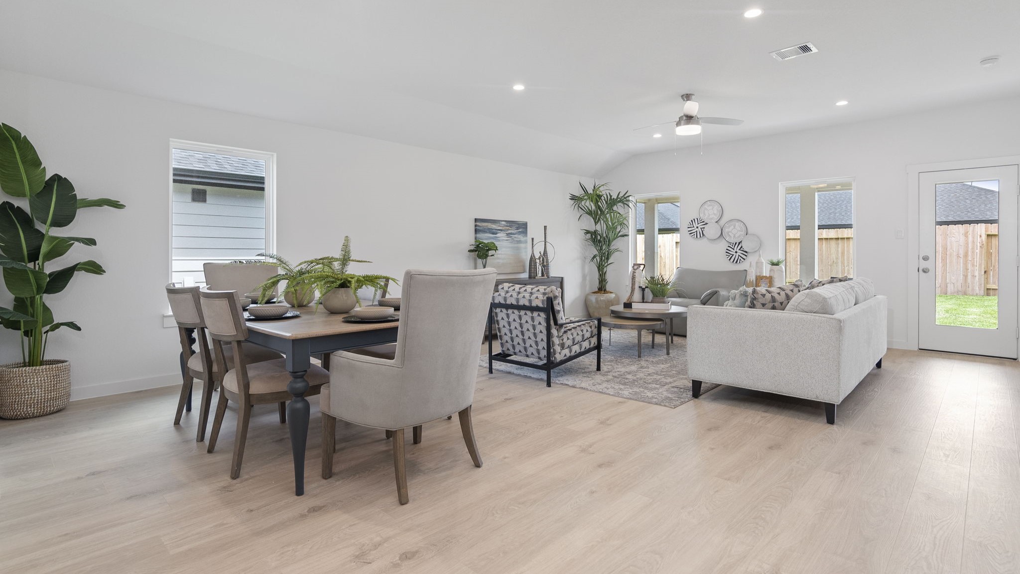Open concept living, family, dining, and kitchen space