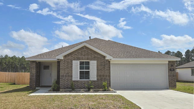 1755 Holly Trails exterior