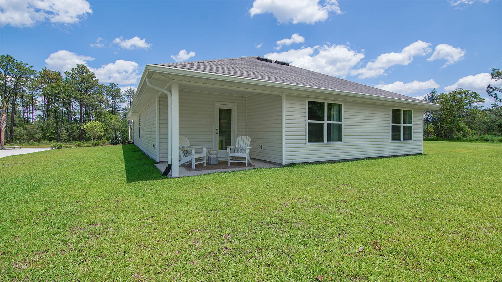Rear view of the Cali model home