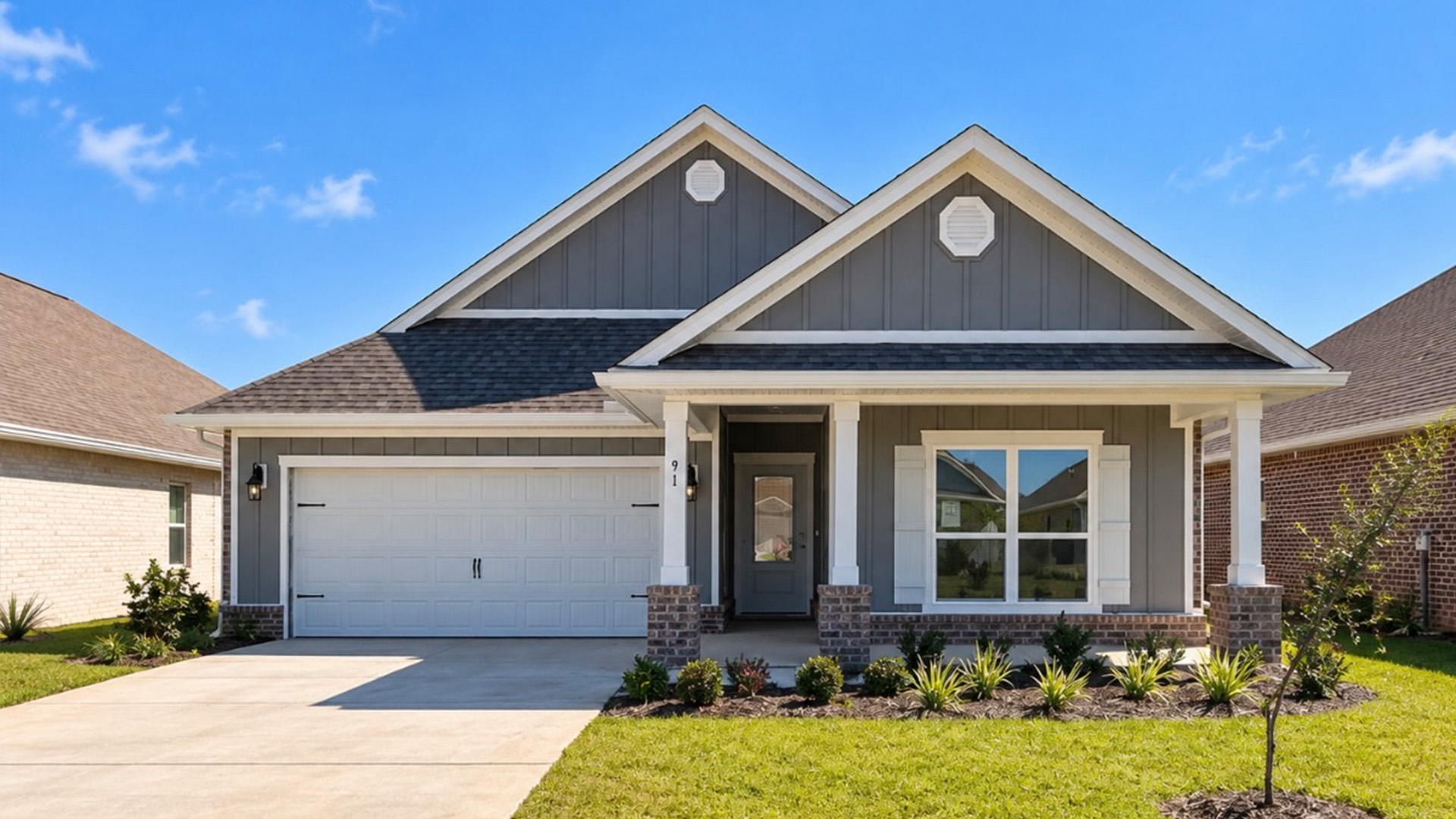 91 Gray Owl Drive E exterior
