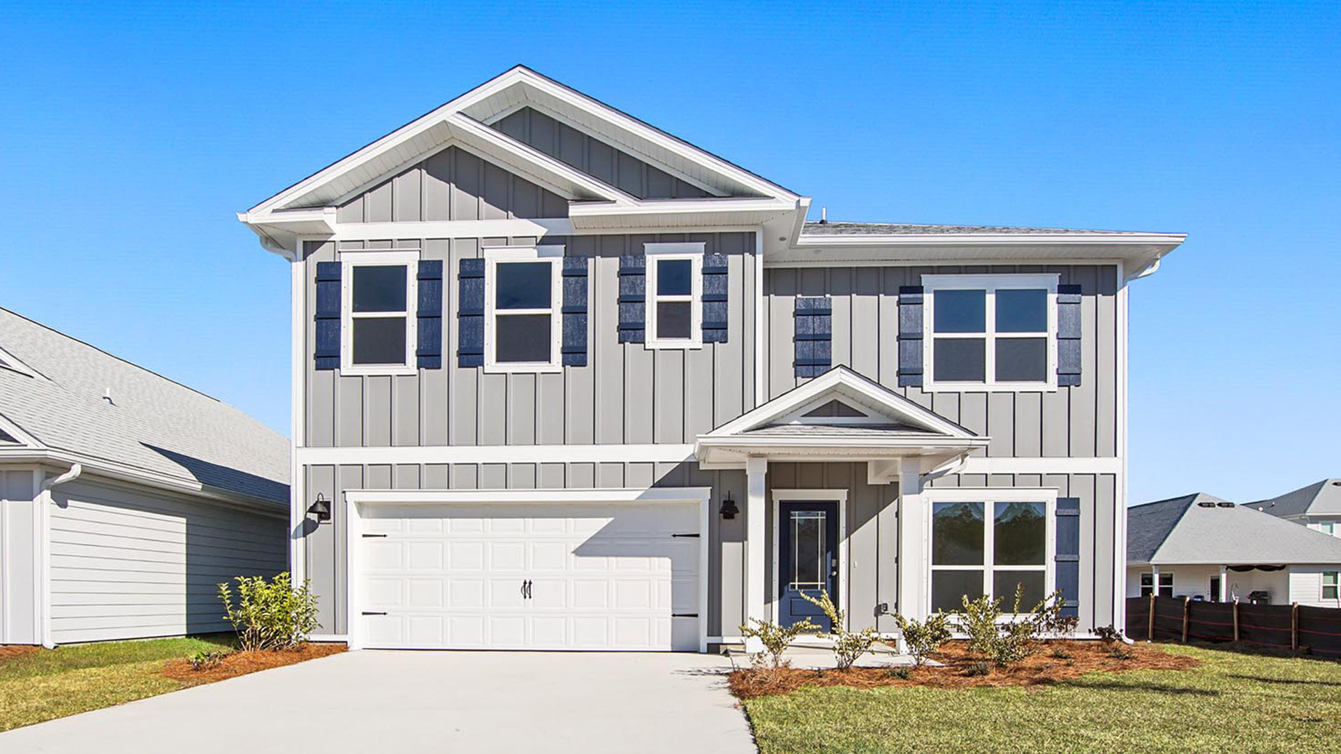 586 Hancock Way