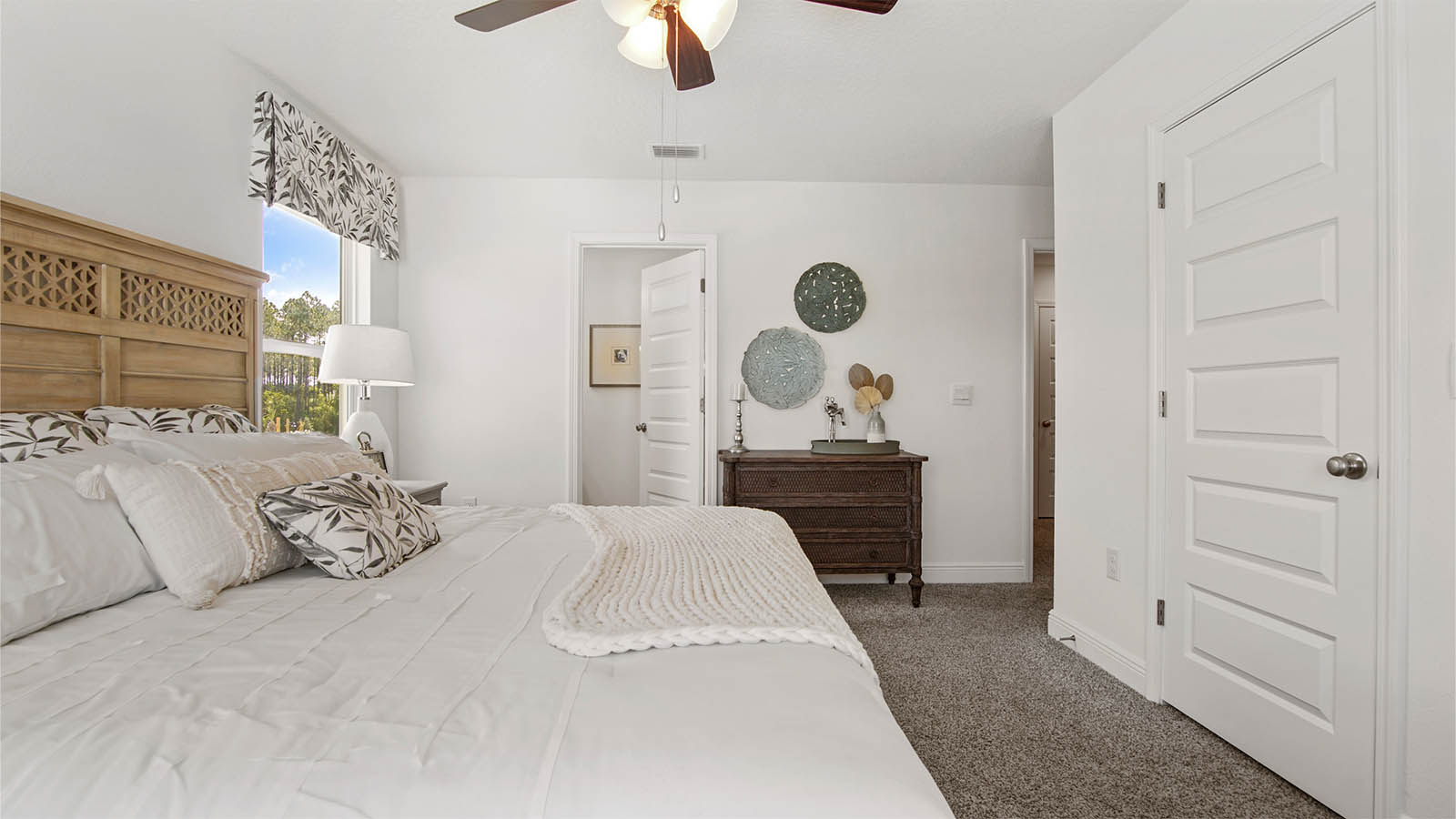 Primary bedroom with private ensuite bathroom