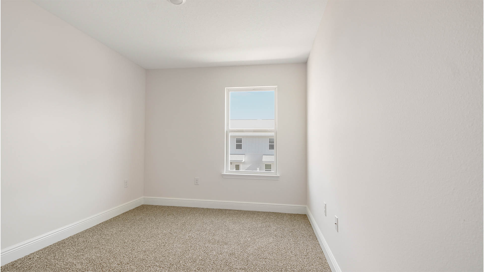 Bedroom 3 with carpet and spacious closet