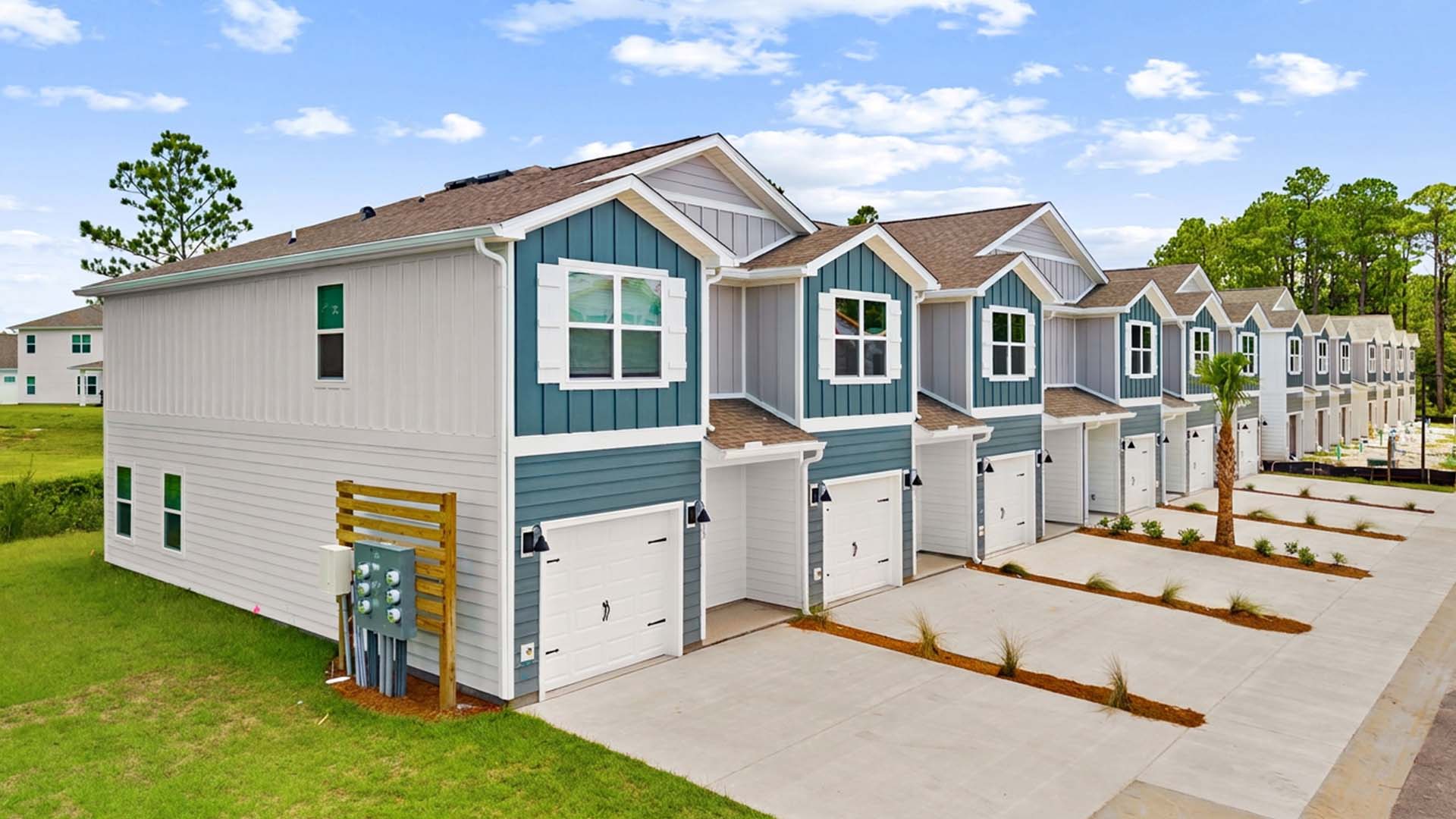 61 S Leviathan Court exterior