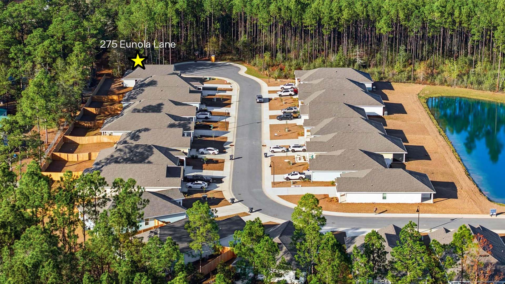 Location of lot is in a cul-de-sac