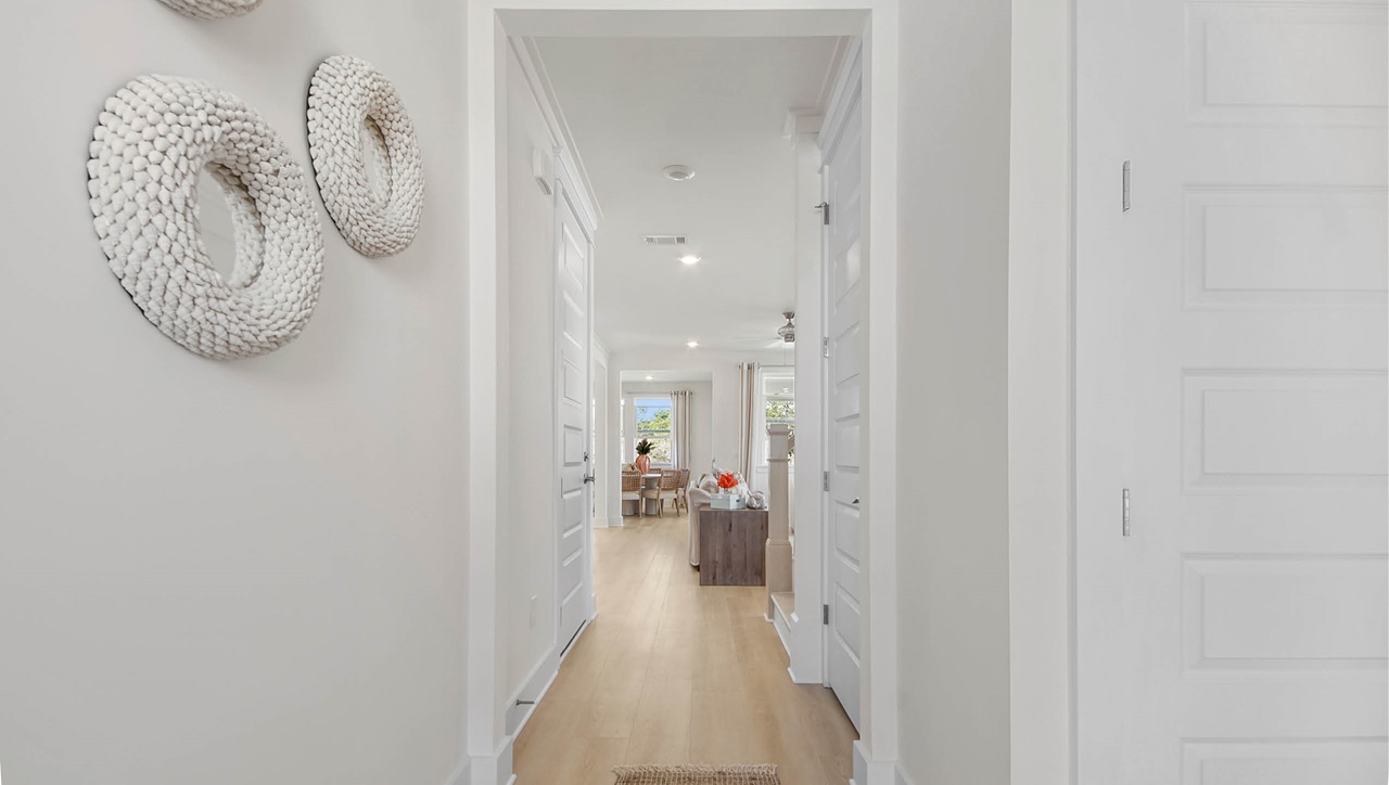 221 ocean ashton 04 entry hall to great room