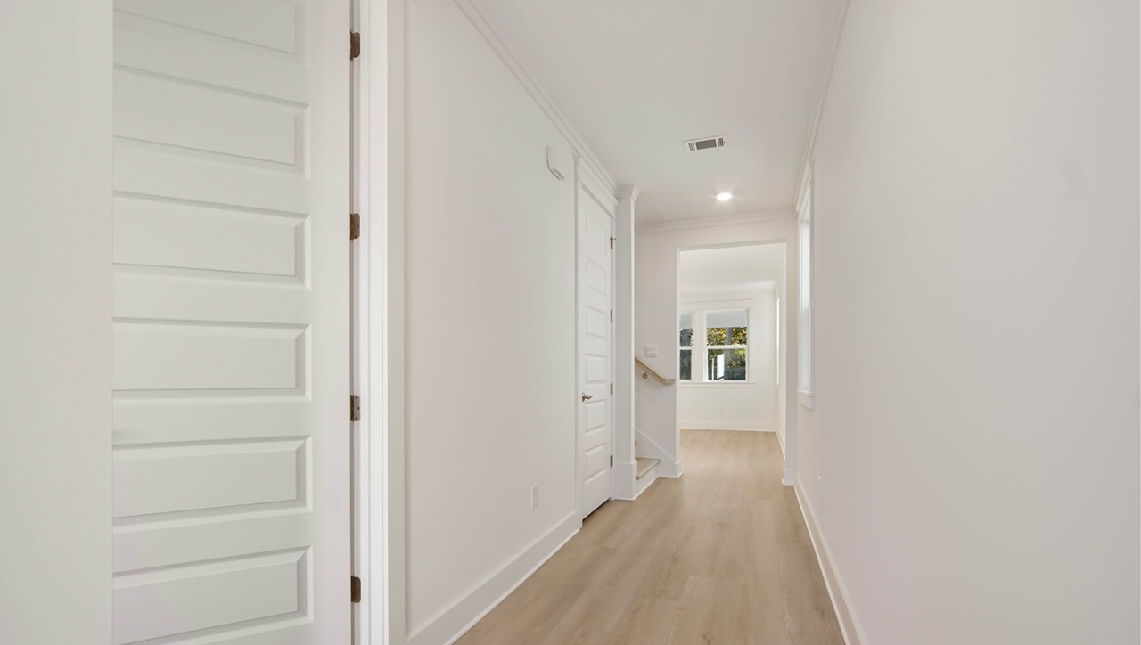 33 ashwood ava 4 entry hall and foyer