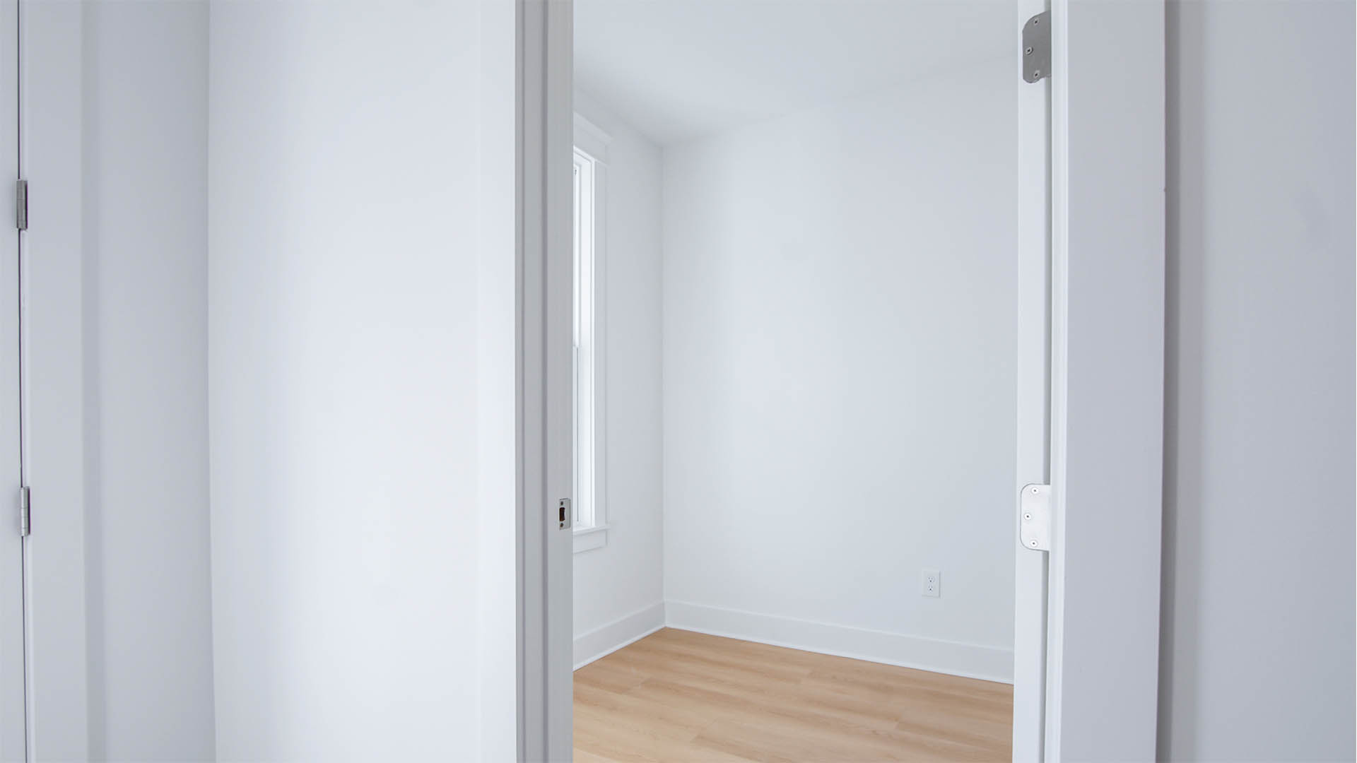Bright entry and foyer with office and powder room