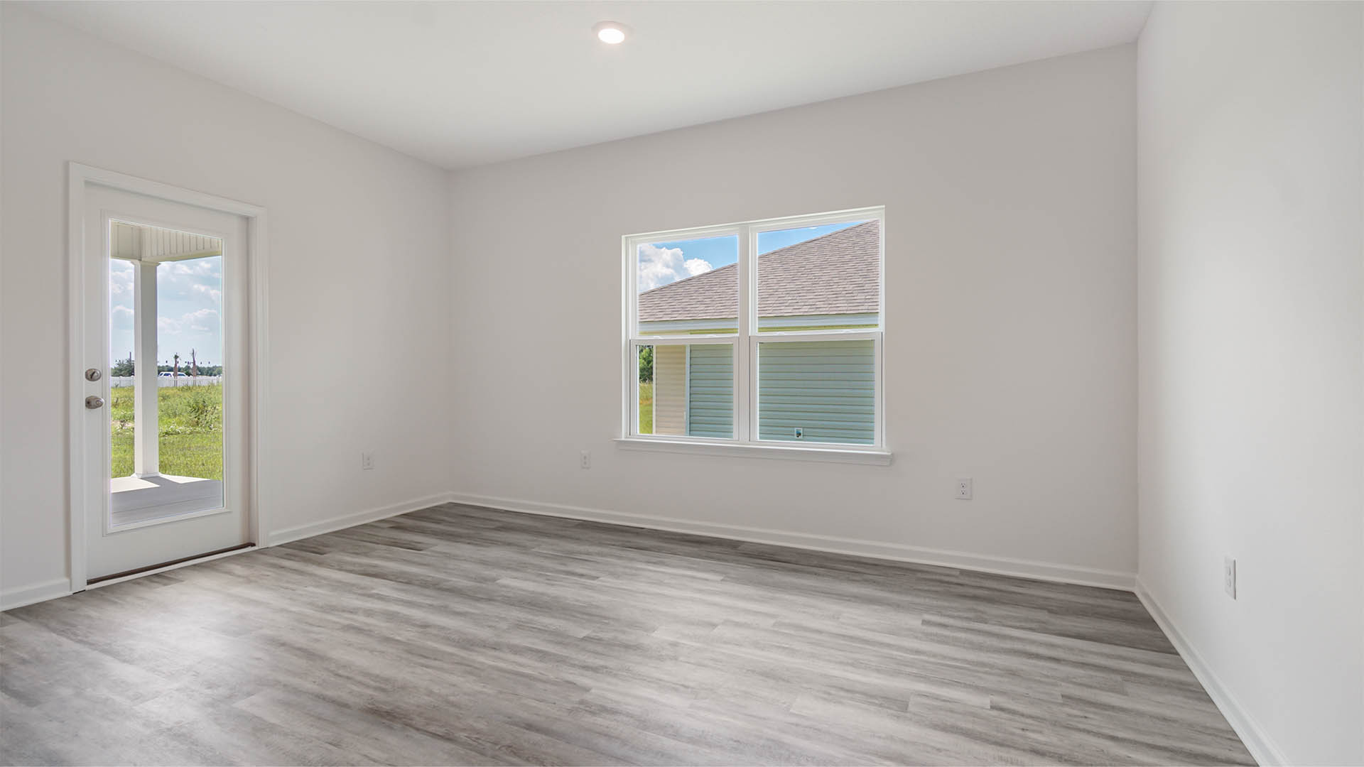 Spacious living area with EVP flooring