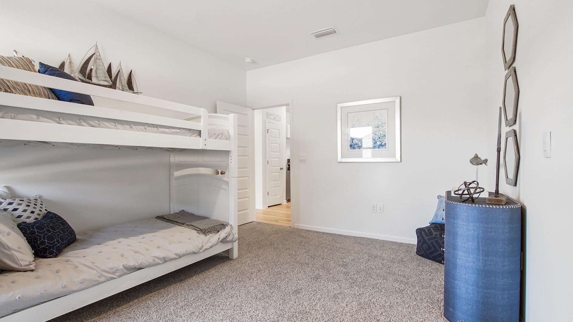 Additional interior bedroom