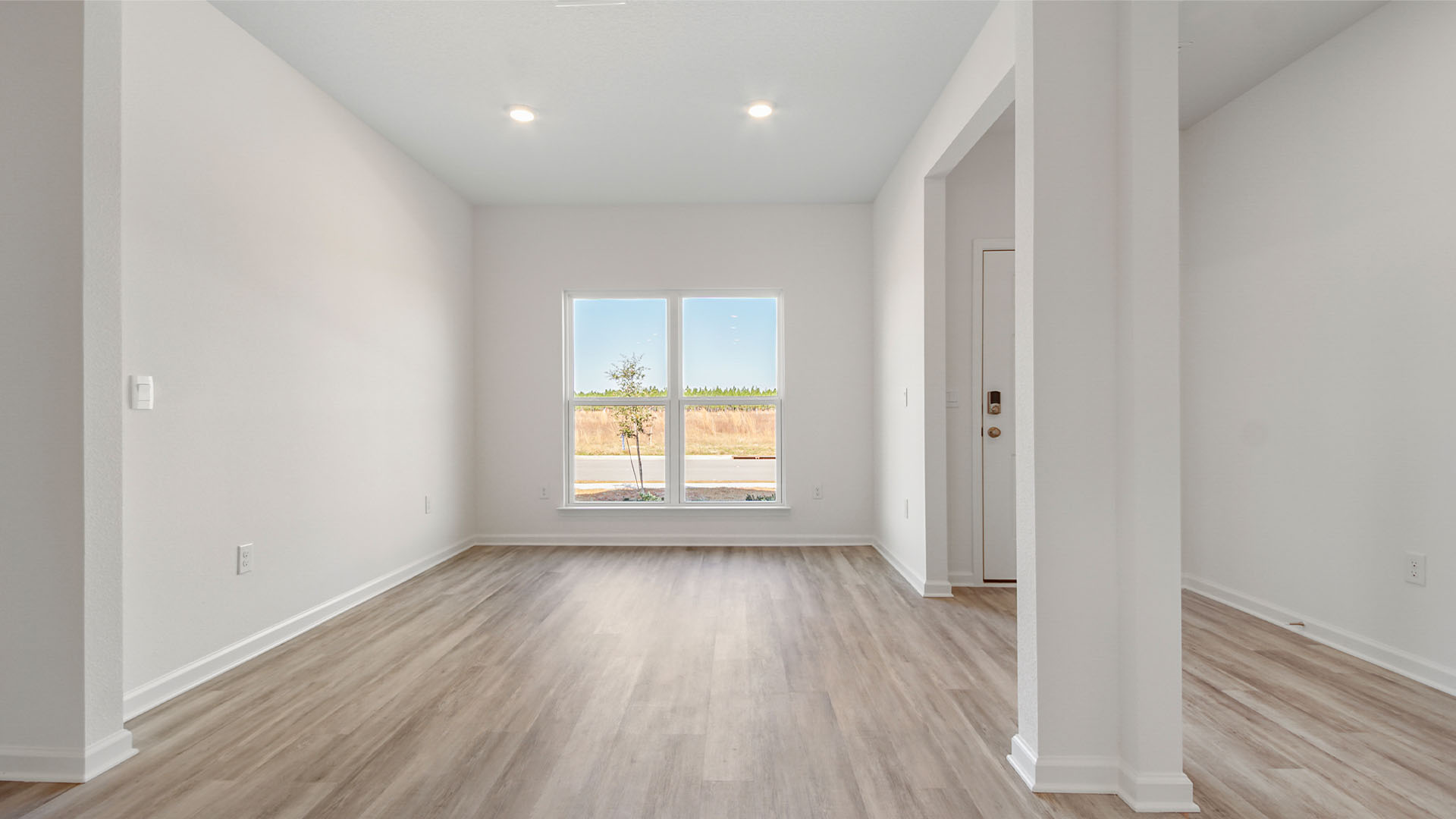 There is an appointed dining area just off the entry