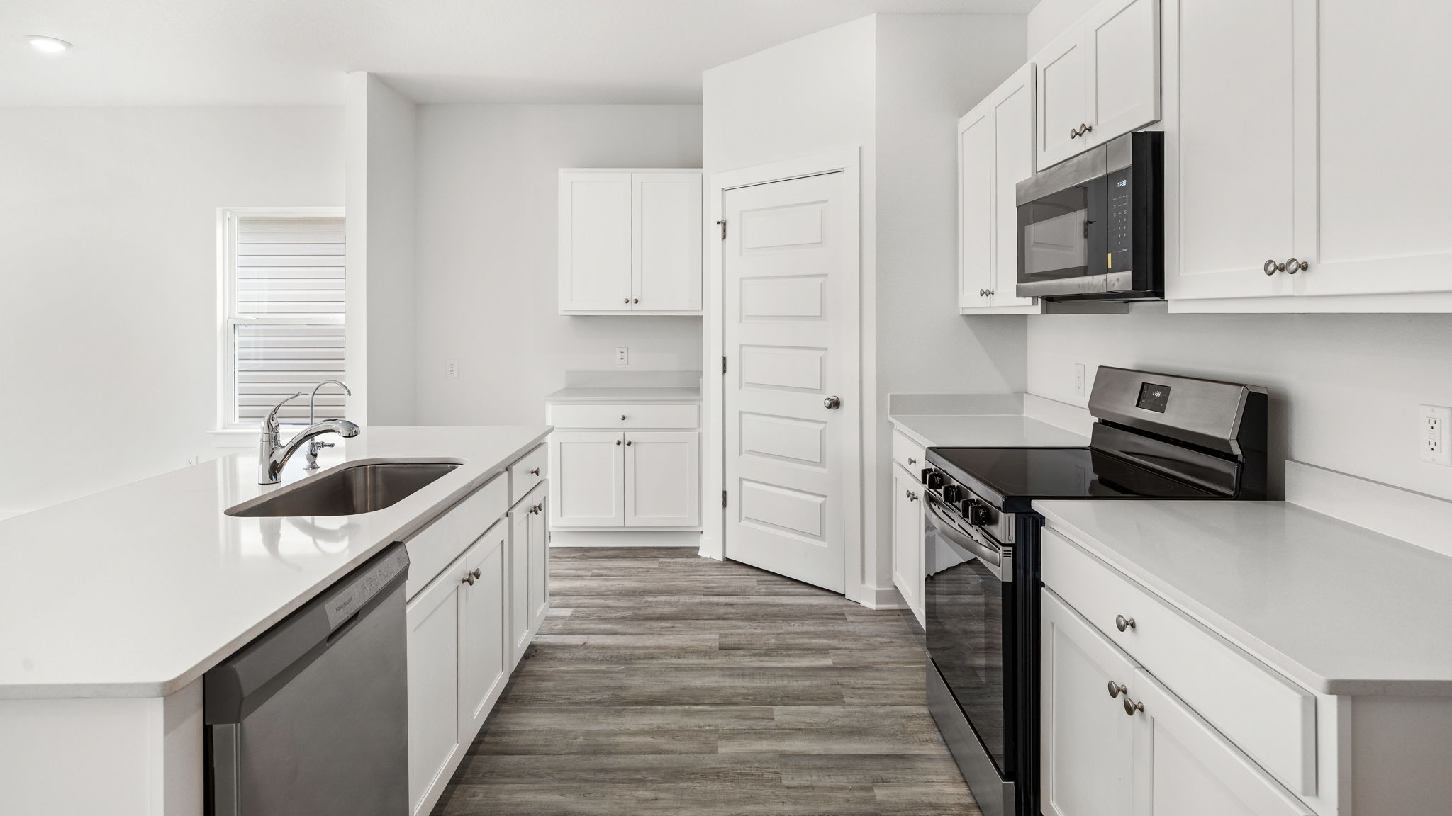 The kitchen has a center island