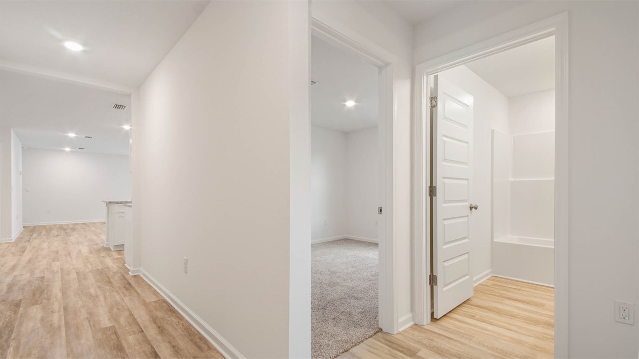 48 tawny owl lakeside a 01 entry hall