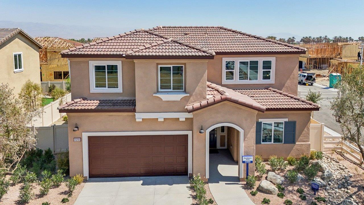 Multi-gen suite living