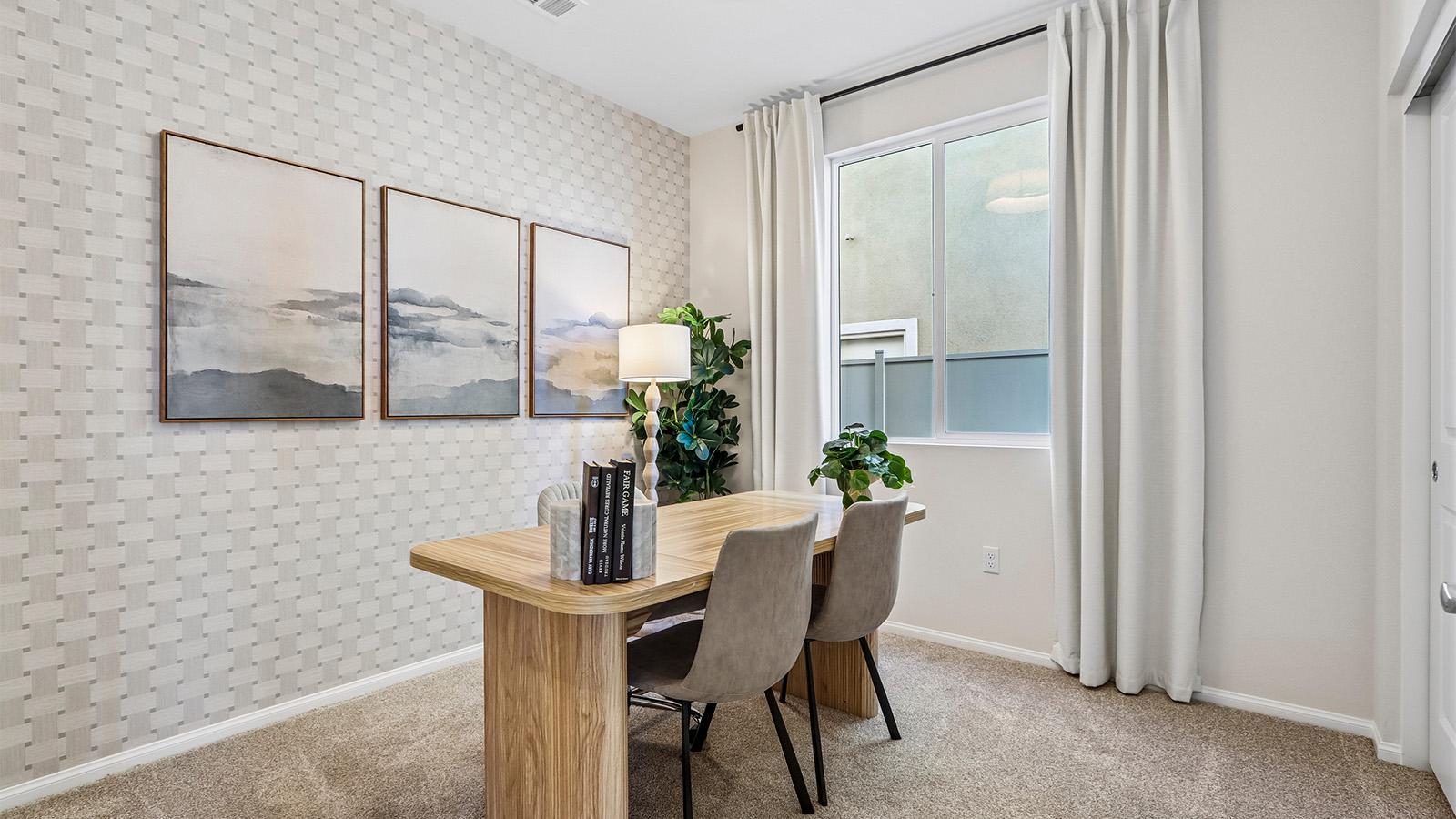 Secondary bedroom