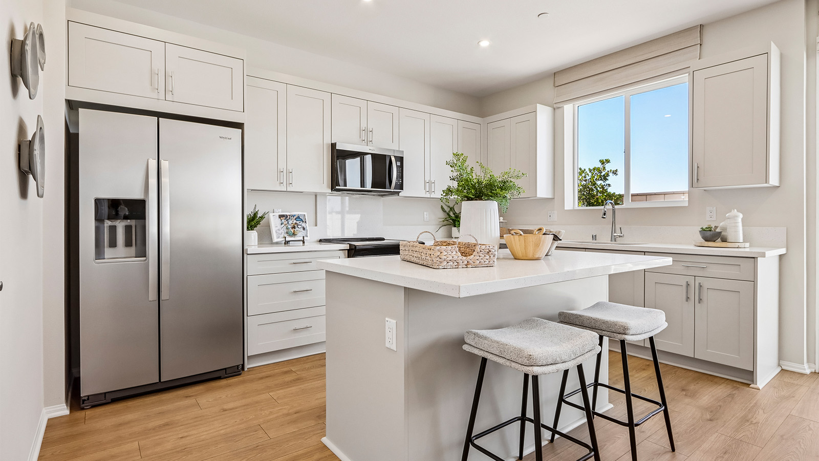 Kitchen with an island