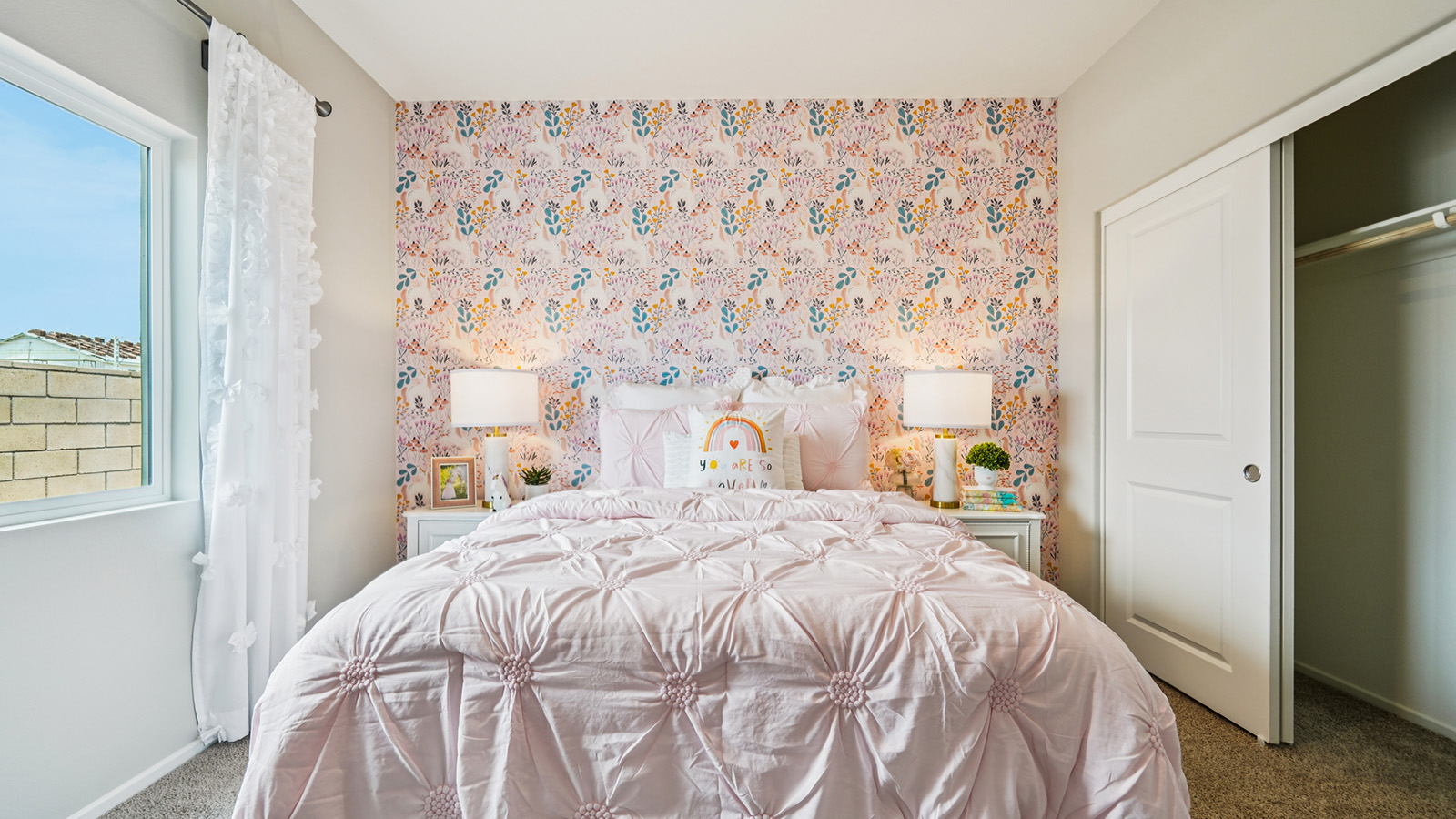 Secondary bedroom with full bed