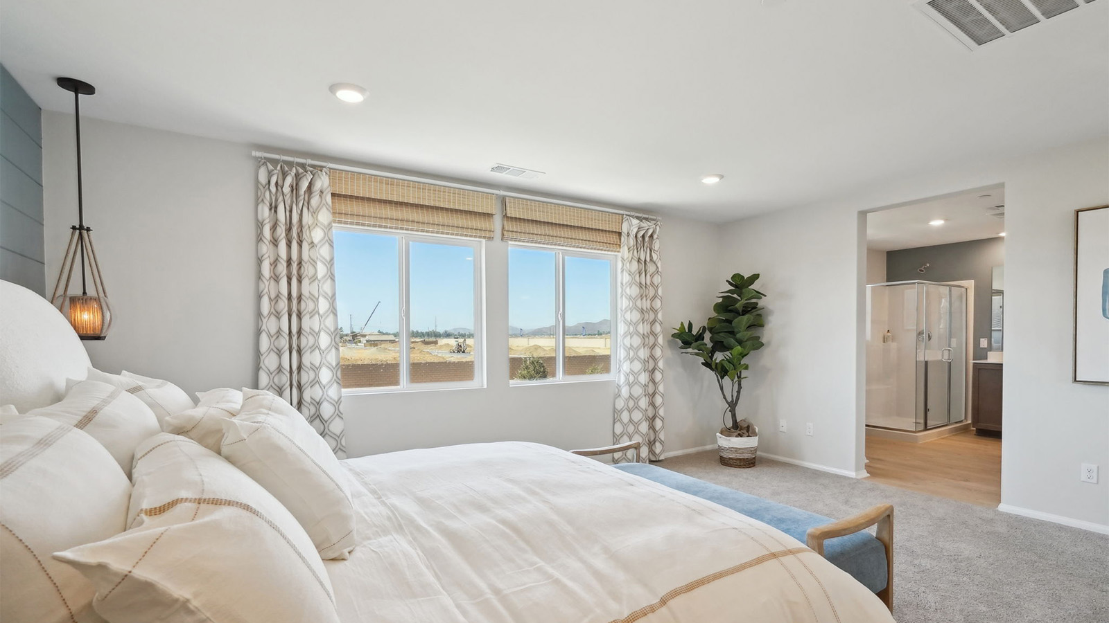 primary room with cal king bed