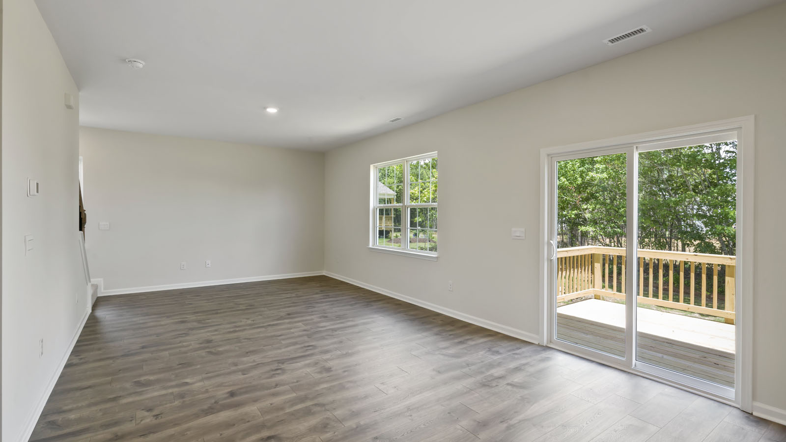 Living and Dining Area