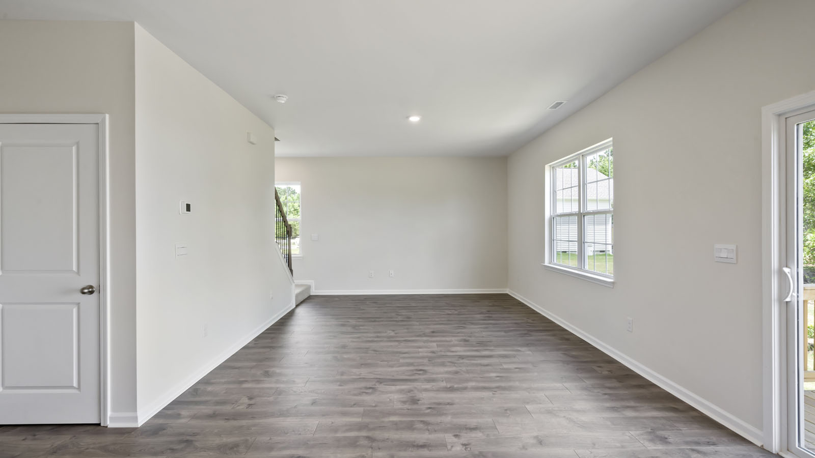 Living and Dining Area