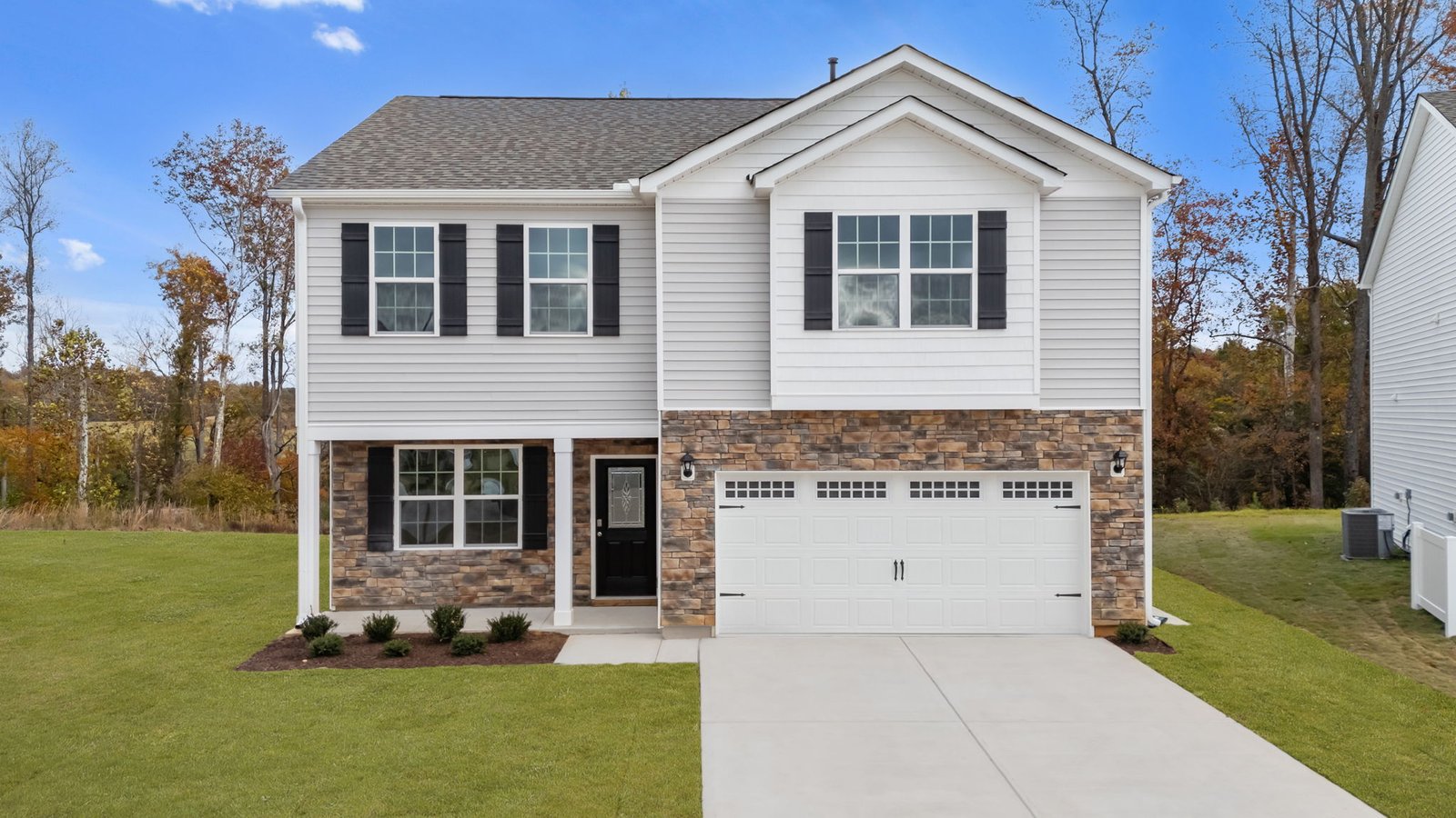 1002 Middlecrest Drive exterior