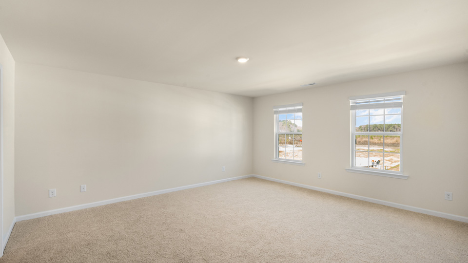 bedroom with carpet flooring