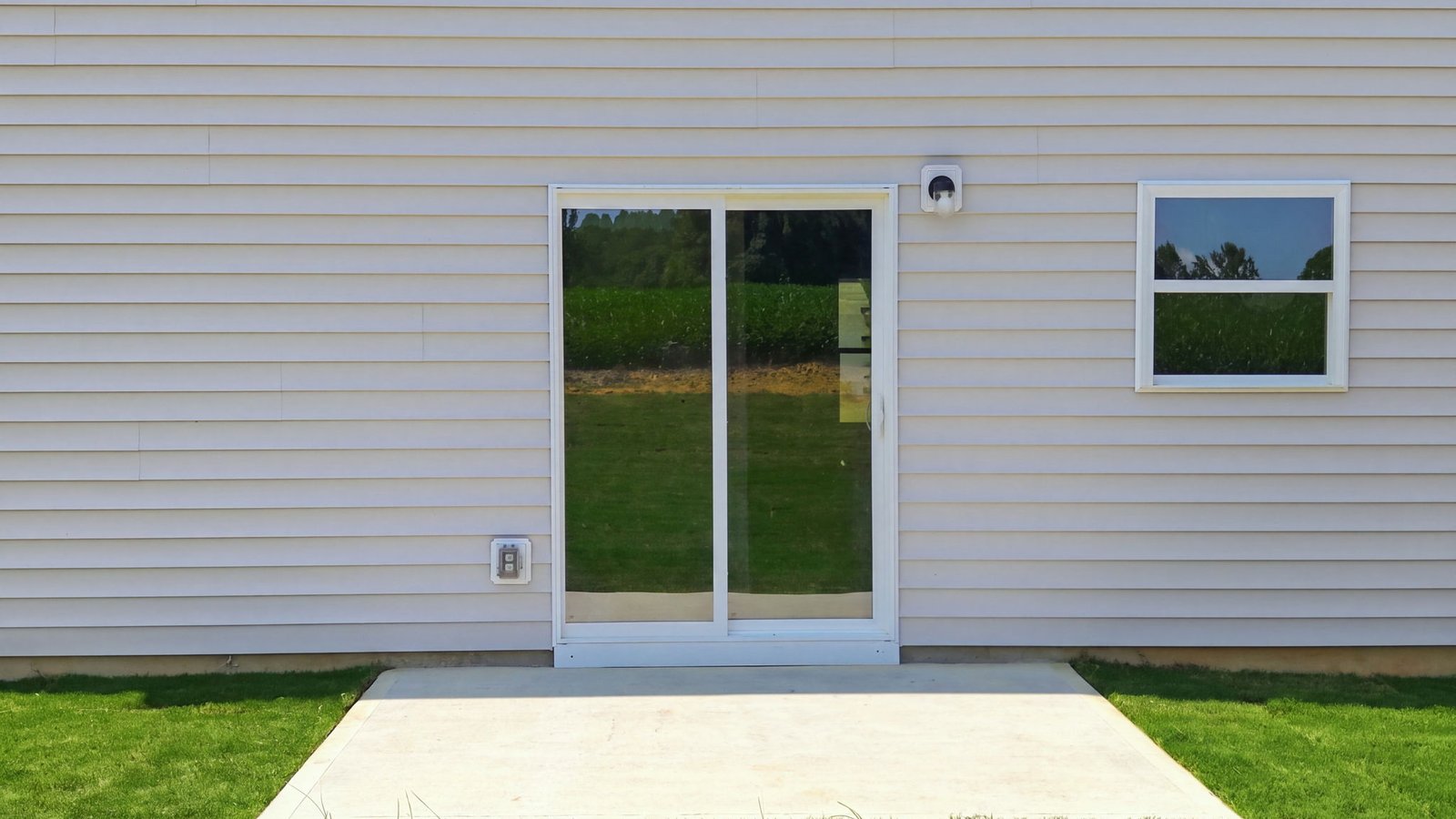 rear view and back patio pad