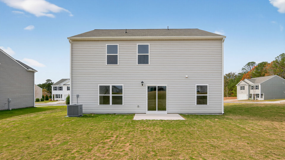 * Photos are not of actual home or interior features and are representative of floor plan only. *