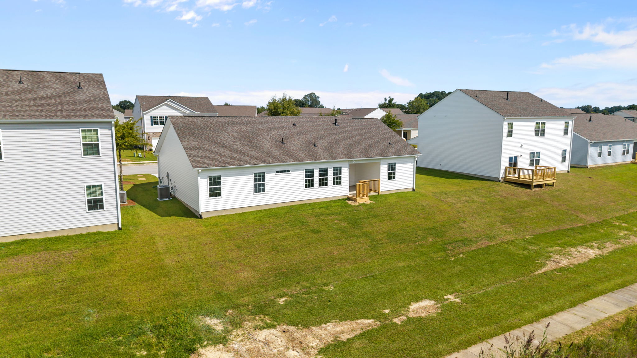 Dylan B exterior