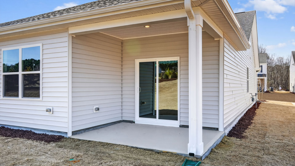 Cali Q exterior