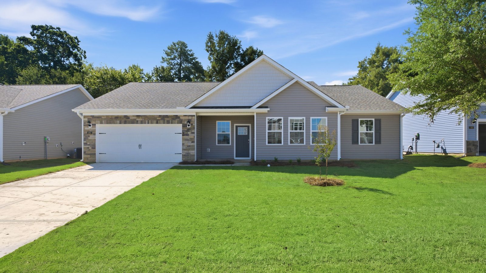 front exterior of mills floorplan home