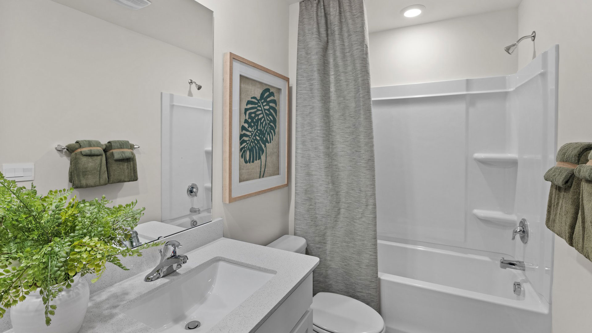 Bathroom with quartz counters