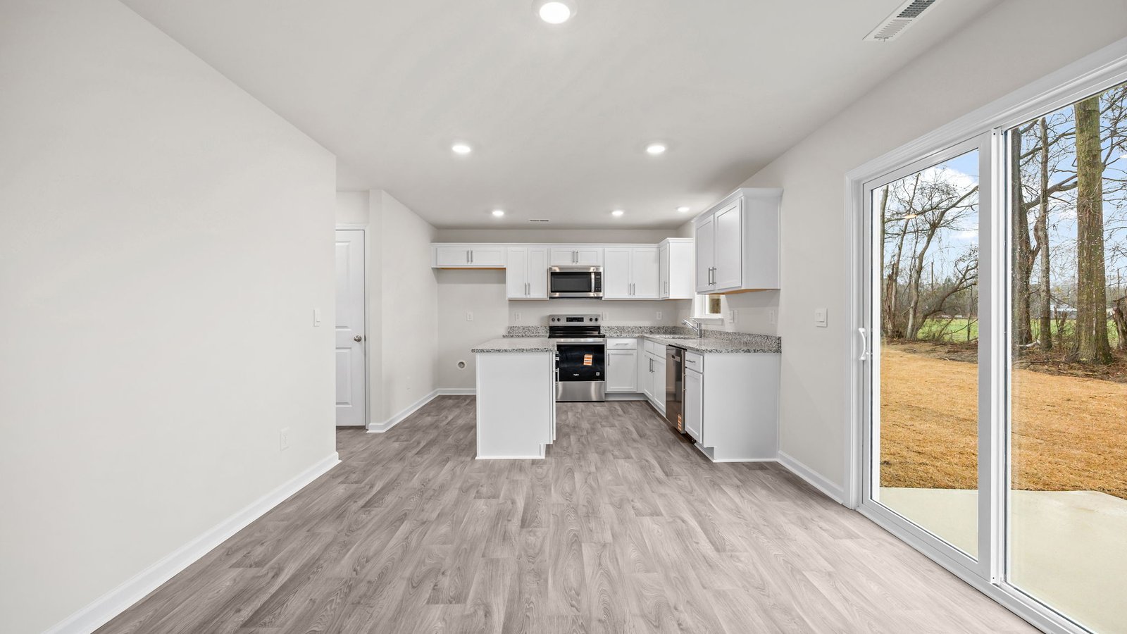 breakfast space and kitchen