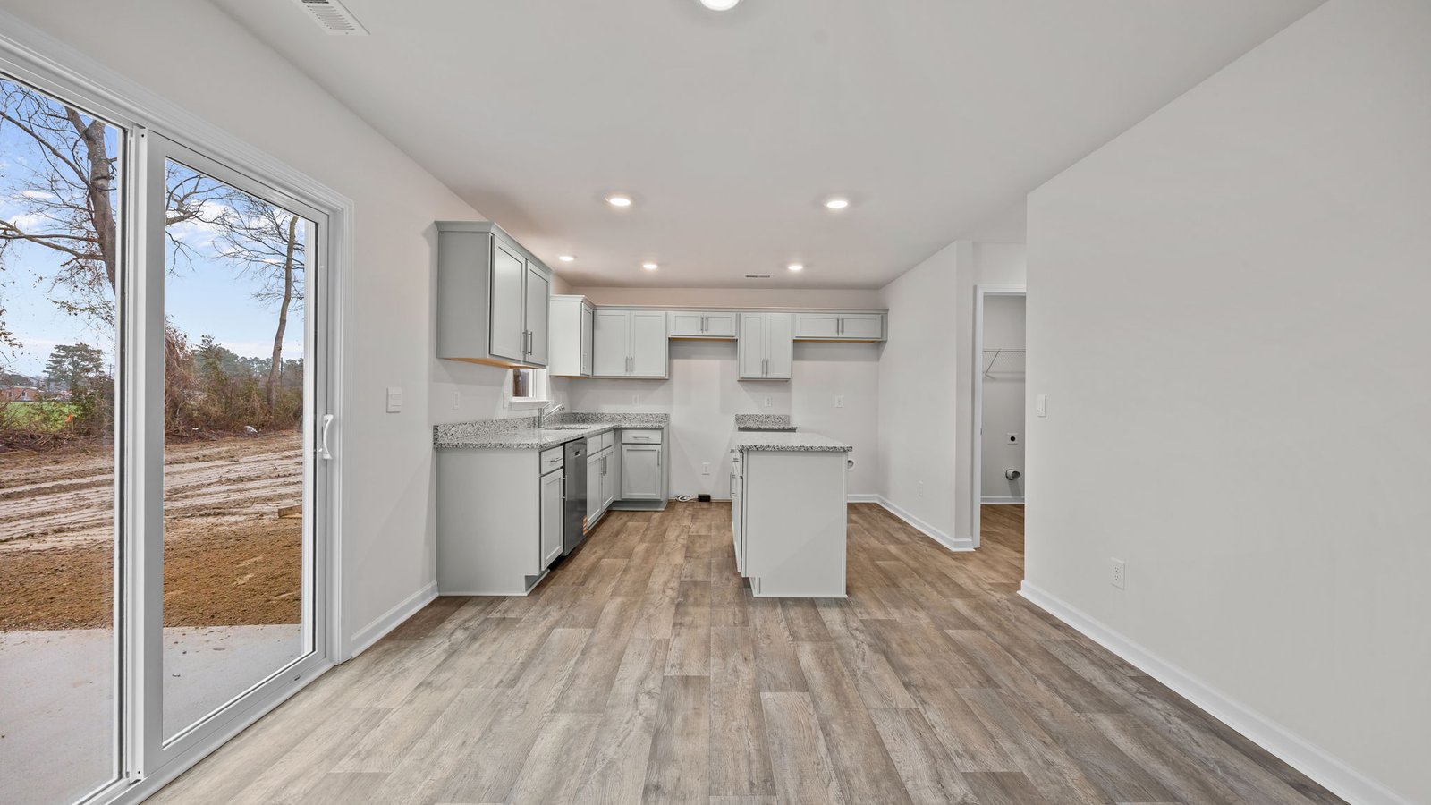 breakfast space and kitchen