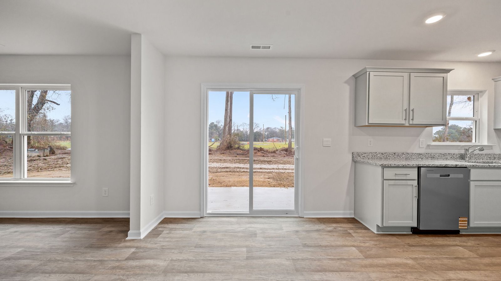 breakfast space leading to back patio