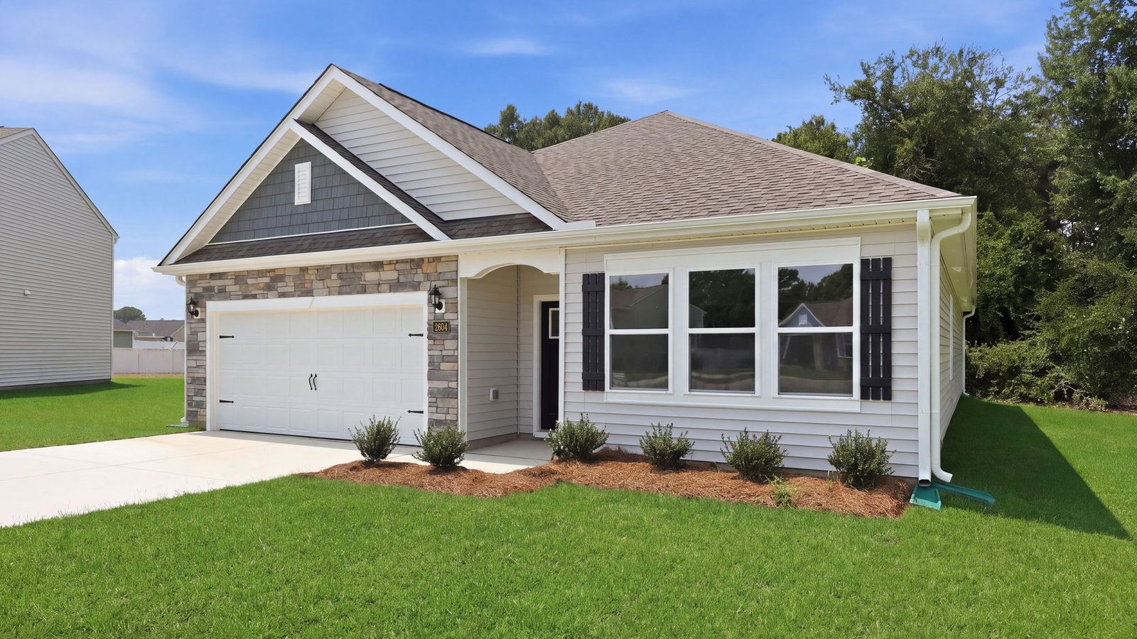 exterior of ranch style home