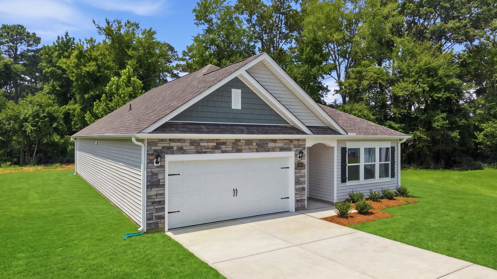 exterior of ranch style home