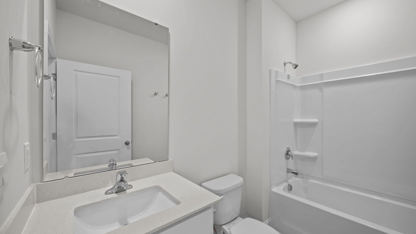 Bathroom with quartz counters