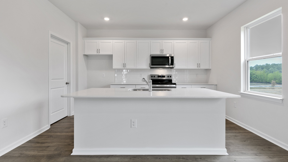 Foyer area with flex room