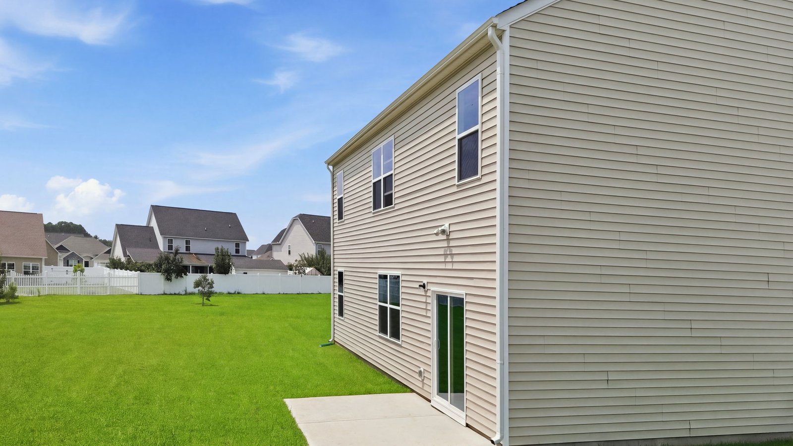 rear view of home and back porch