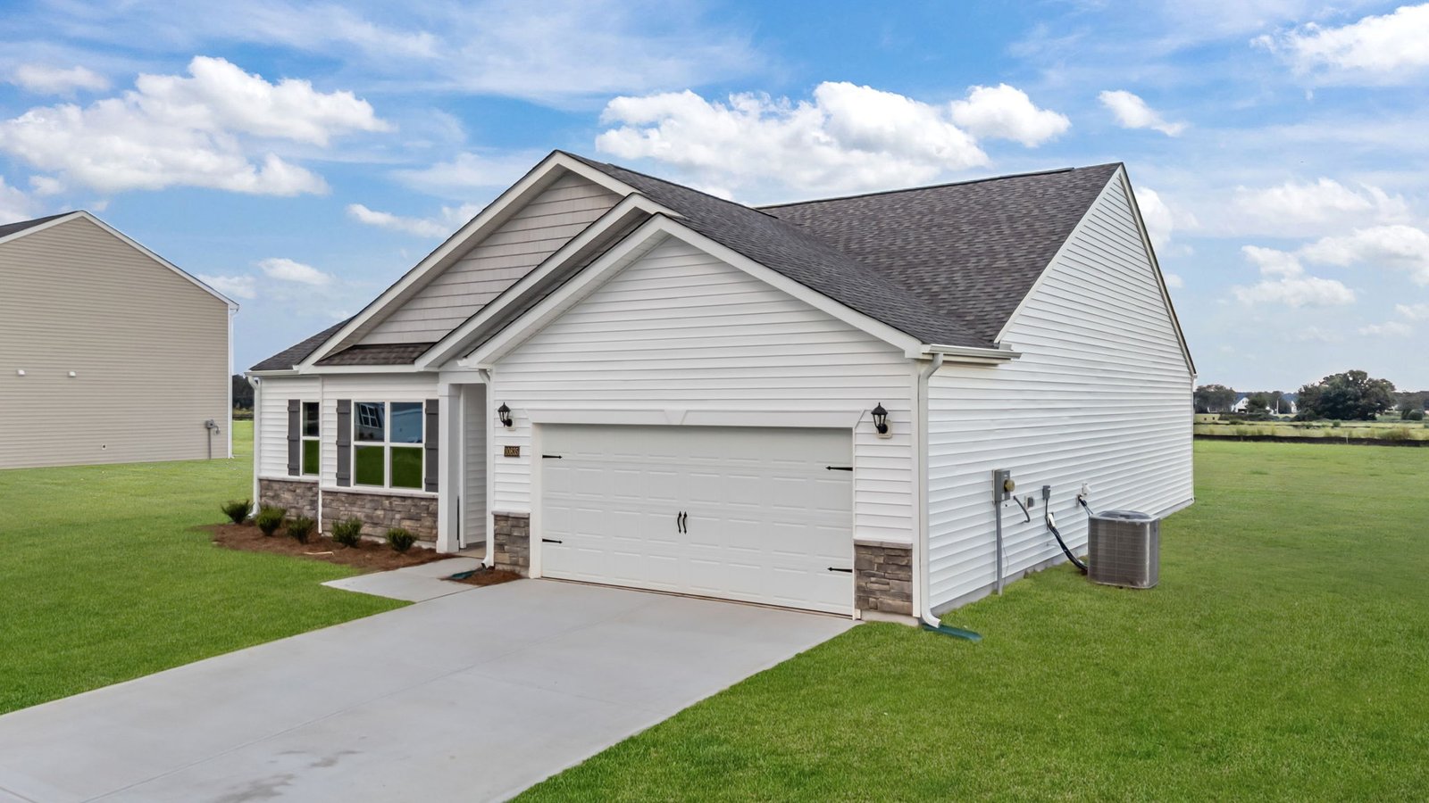 * Photos are not of actual home or interior features and are representative of floor plan only. *