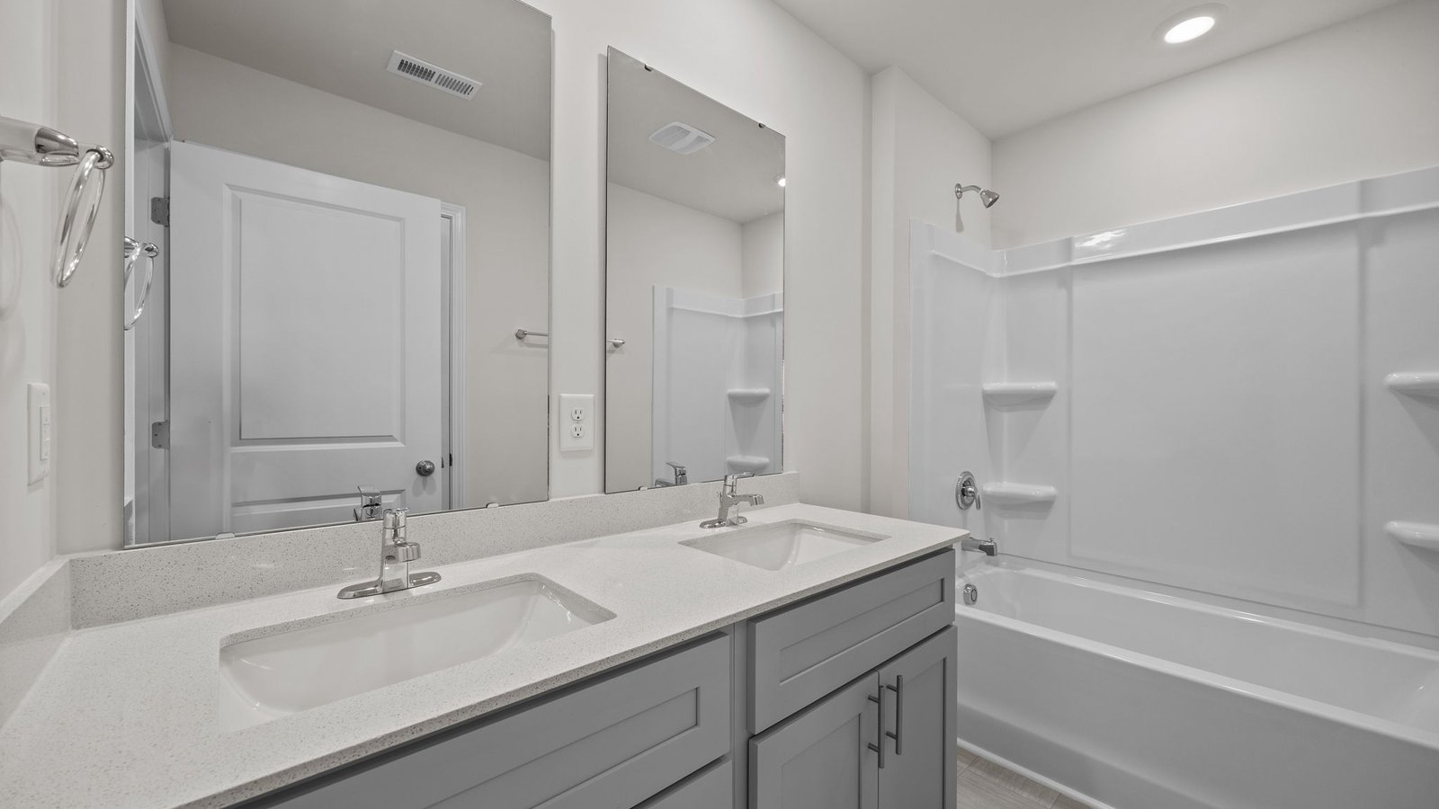 Bathroom with quartz counters