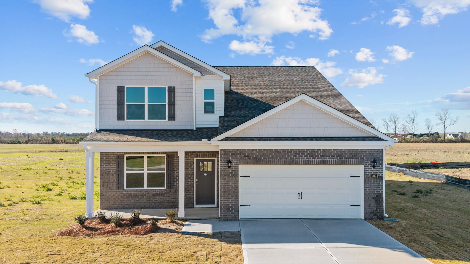 * Photos are not of actual home or interior features and are representative of floor plan only. *