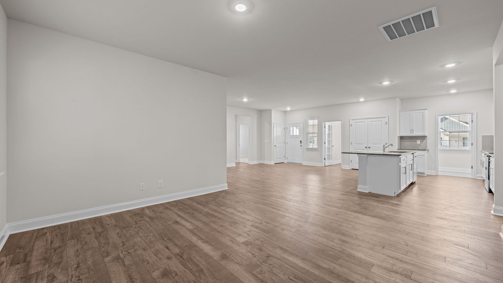 living room / kitchen