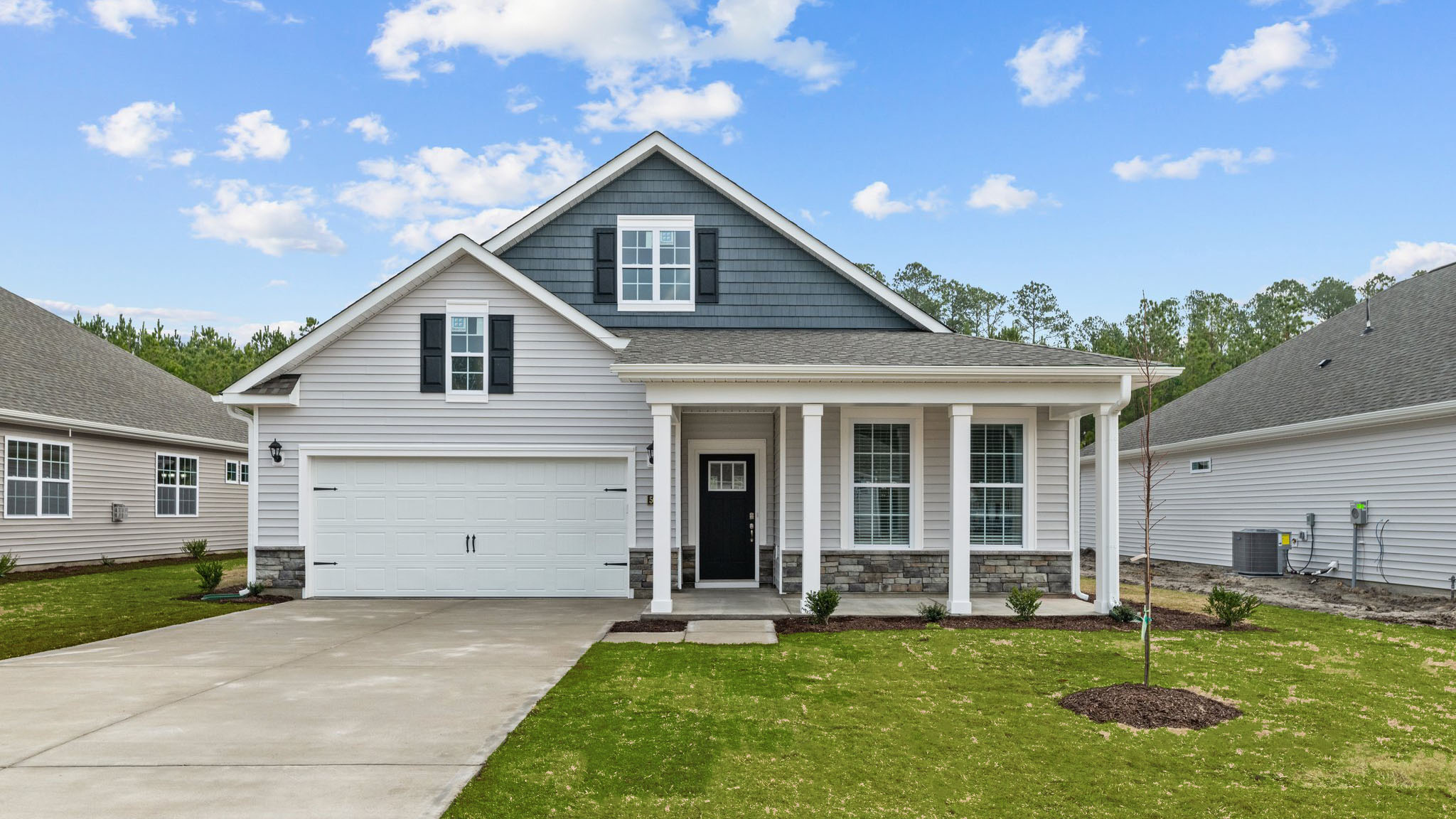 * Photos are not of actual home or interior features and are representative of floor plan only. *