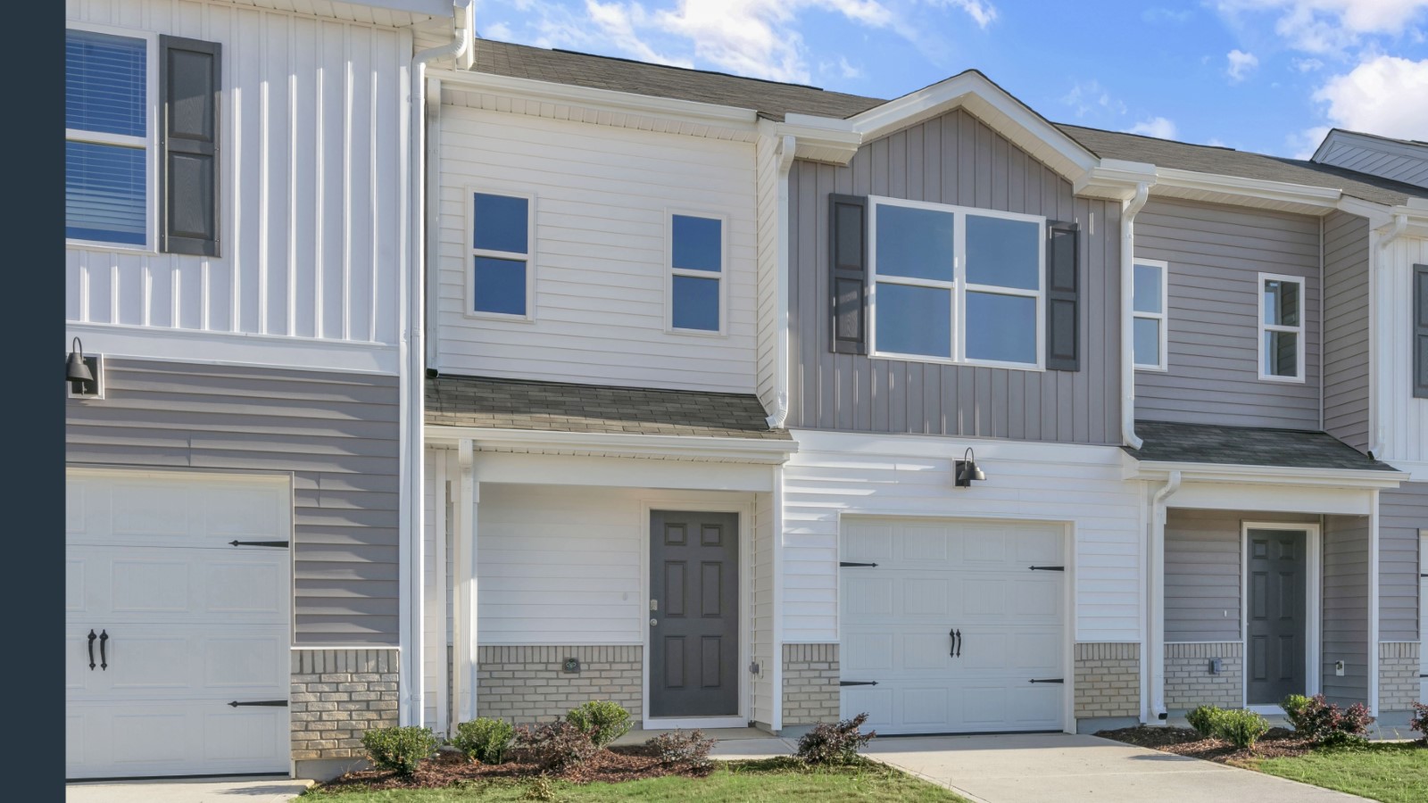 * Photos are not of actual home or interior features and are representative of floor plan only. *