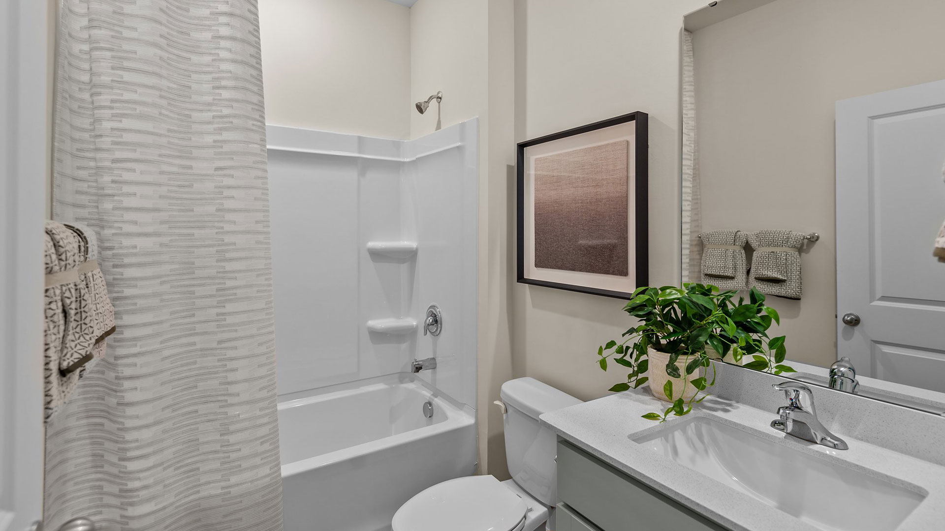 downstairs full bathroom